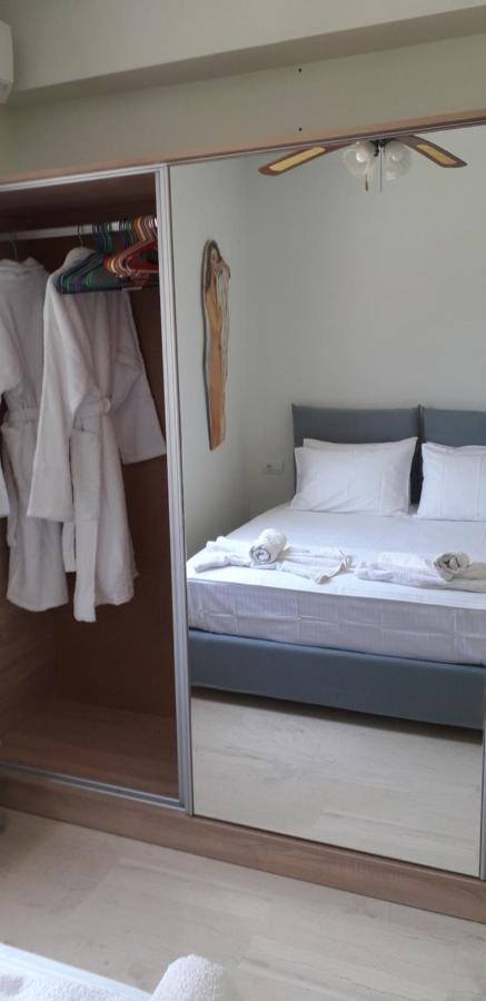 Alexandra'S Apartments - Port Of Zante エクステリア 写真
