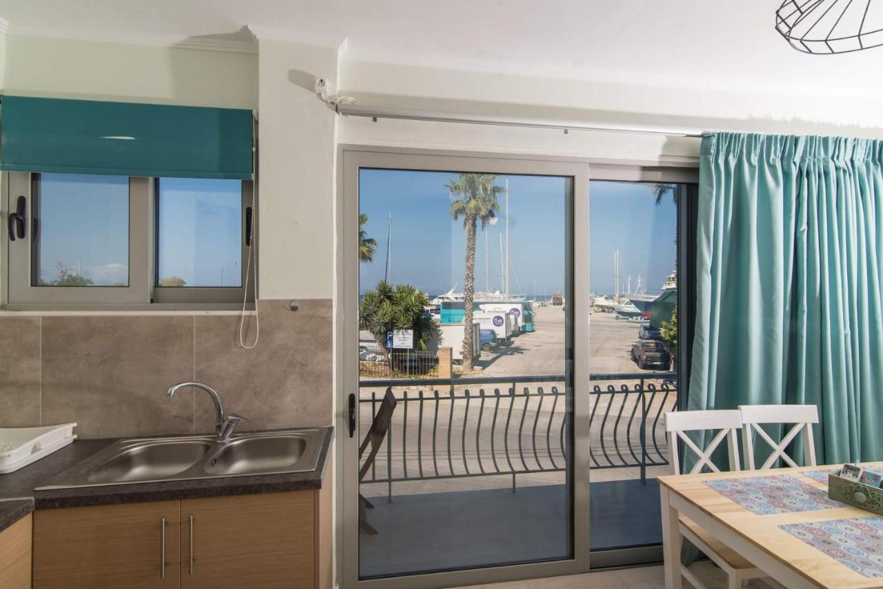 Alexandra'S Apartments - Port Of Zante エクステリア 写真